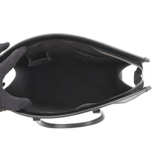 将图像加载到图库查看器中，LOUIS VUITTON Madeleine NoirM59342 Epi Leather Size GM
