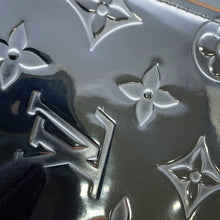 将图像加载到图库查看器中，LOUIS VUITTON Zippy wallet Vertical Silver/GrayM80808 Monogram・Mirror
