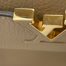 Load image into Gallery viewer, LOUIS VUITTON Capucines GaletM94634 Taurillon Leather Size BB
