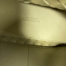 将图像加载到图库查看器中，Bottega Veneta Andiamo Handbag Travertine766016VCPP12943 Lambskin Size Medium
