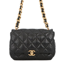 将图像加载到图库查看器中，CHANEL Single flap Matelasse Chain Shoulder BlackAS3206 Lambskin Size Small
