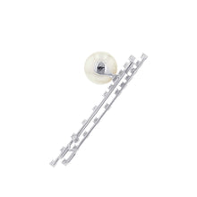 Load image into Gallery viewer, TASAKI Pearl Brooch 18K White Gold
