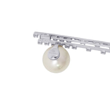 Load image into Gallery viewer, TASAKI Pearl Brooch 18K White Gold
