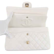 Load image into Gallery viewer, CHANEL Matelasse Double Flap Chain Shoulder Bag WhiteA01112 Caviar Leather Size 25
