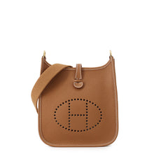 将图像加载到图库查看器中，HERMES Evelyne Long Gold Taurillon Clemence Size TPM
