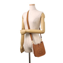 将图像加载到图库查看器中，HERMES Evelyne Long Gold Taurillon Clemence Size TPM
