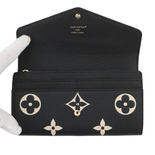 Load image into Gallery viewer, LOUIS VUITTON Portefeuille Sarah Noir/BeigeM80496 Bicolor Monogram Empreinte Leather
