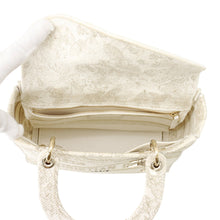 将图像加载到图库查看器中，Dior Lady D-Lite 2WAY Bag White/GoldM0565OESV_M01E Canvas Size Medium
