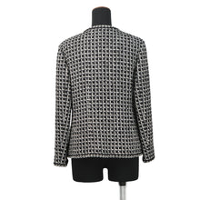 将图像加载到图库查看器中，CHANEL COCO Button Tweed Jacket Size 38 White/BlackP78909-V70693-NAAWH Cotton Polyester Viscose Fabric
