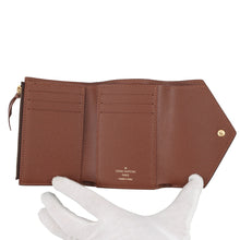 将图像加载到图库查看器中，LOUIS VUITTON Portefeuille Victorine BrownM62472 Monogram
