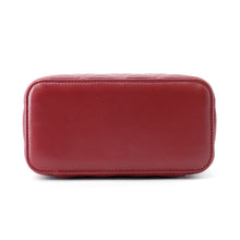 将图像加载到图库查看器中，CHANEL Matelasse 2-way Shoulder Vanity RedAP2199 Lambskin
