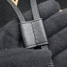 Load image into Gallery viewer, LOUIS VUITTON Neonoe Noir/BeigeM45497 Bicolor Monogram Empreinte Leather Size MM
