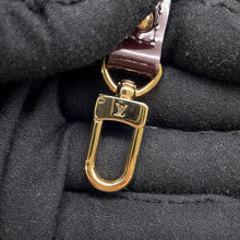 Load image into Gallery viewer, LOUIS VUITTON Alma AmaranteM91678 Monogram Vernis Leather Size BB
