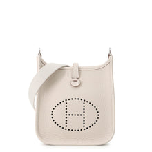 Load image into Gallery viewer, HERMES Evelyne Long Craie Taurillon Clemence Size TPM
