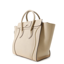 Load image into Gallery viewer, CELINE Luggage shopper Beige Leather Size Mini
