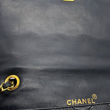 Load image into Gallery viewer, CHANEL Diana Chain Shoulder Bag BlackA01165 Caviar Leather Size 25
