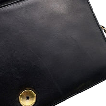 将图像加载到图库查看器中，CHANEL Matelasse Push Lock ChainShoulder Bag Black Lambskin
