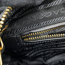 将图像加载到图库查看器中，PRADA Quilted Chain Tote Bag BlackBR4965 Nylon
