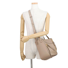 Load image into Gallery viewer, LOEWE Hammock Shoulder Bag Beige387.30.S35 Leather Size Small
