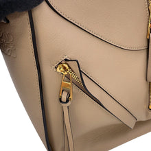 Load image into Gallery viewer, LOEWE Hammock Shoulder Bag Beige387.30.S35 Leather Size Small

