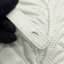 将图像加载到图库查看器中，BALENCIAGA Blanket Square White466541 Leather Size S
