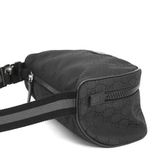 将图像加载到图库查看器中，GUCCI GG Crossbody Bag Black449182 GGNylon
