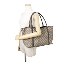 将图像加载到图库查看器中，GUCCI GG Supreme Tote Bag Beige/Brown197953 PVC Patent Leather
