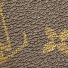 Load image into Gallery viewer, LOUIS VUITTON Sac A Dos Bosphore BrownM40107 Monogram
