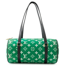 Load image into Gallery viewer, LOUIS VUITTON Papillon GreenM46206 Monogram・Jacquard Velvet Size 26

