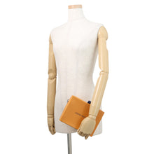 Load image into Gallery viewer, LOUIS VUITTON Shopper・Clutch SaffronM13984 Leather
