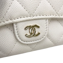 将图像加载到图库查看器中，CHANEL Matelasse Timeless Classics Tri-fold Wallet WhiteAP0229 Caviar Leather
