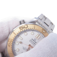 Load image into Gallery viewer, OMEGA Seamaster Diver W42mm Stainless Steel White Dial522.21.42.20.04.001
