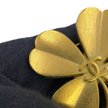 将图像加载到图库查看器中，CHANEL Clover Brooch Gold Metal

