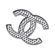 CHANEL Clover Pattern CC Logo Brooch Silver/BlackABD399-B16775-NY365 Metal