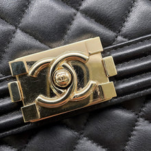 Load image into Gallery viewer, CHANEL Boy Chanel Chen Shoulder BlackAS0130 Lambskin
