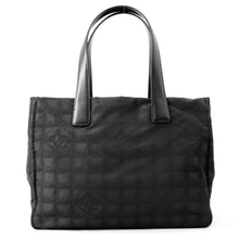 将图像加载到图库查看器中，CHANEL New Travel Line Tote MM BlackA15991 Nylon Canvas
