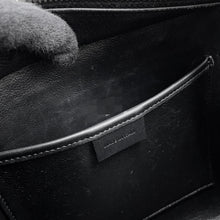 Load image into Gallery viewer, CELINE Luggage shopper Black189243 Smooth Cowhide Leather Size Nano
