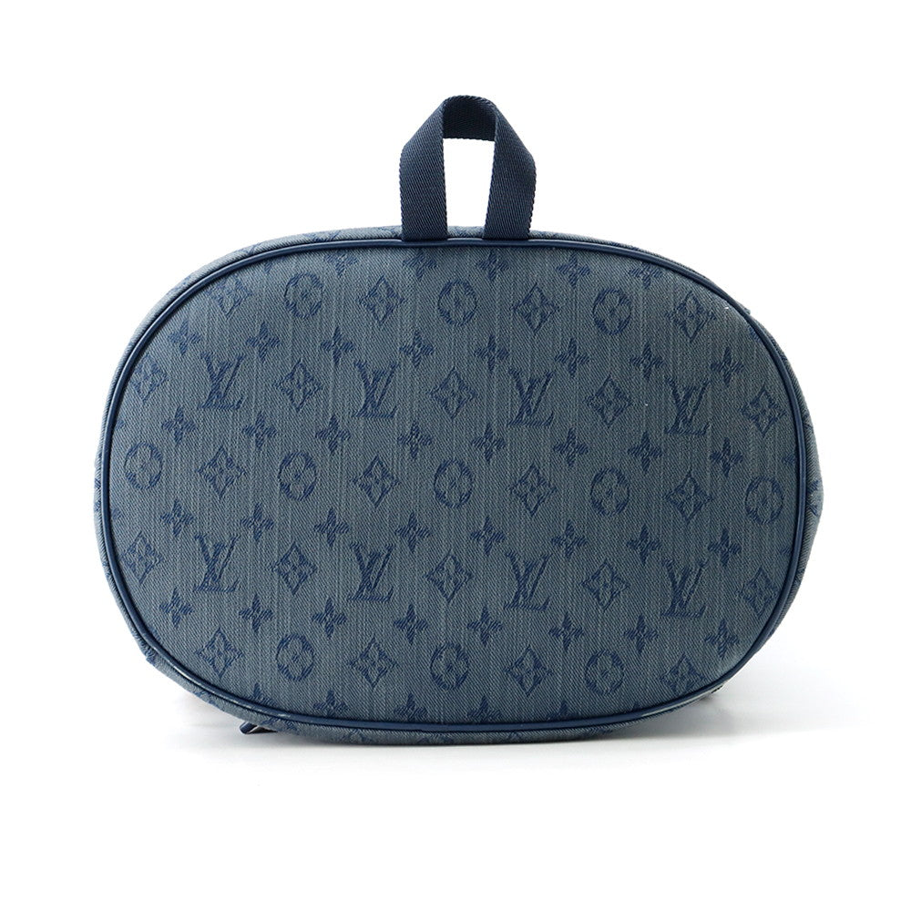 louis vuitton chalk backpack monogram denim blue Savonches vous collection presents this classic edition of the montsouris cargo Louis Vuitton Vintage Montsouris GM