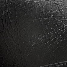 将图像加载到图库查看器中，CHANEL Clutch Bag Black Leather
