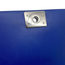 Load image into Gallery viewer, CHANEL Boy Chanel ChainShoulder Bag BlueA67086 Patent Leather Size 25
