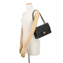 Load image into Gallery viewer, CHANEL Matelasse Double Flap ChainShoulder Bag Black/RedA01112 Lambskin Size 25
