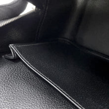 Load image into Gallery viewer, HERMES Plume Black Epsom Size 28
