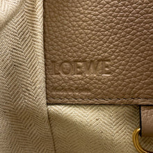 Load image into Gallery viewer, LOEWE hammock SandA538S35X51 2150 Soft Grained Calf Leather Size Small
