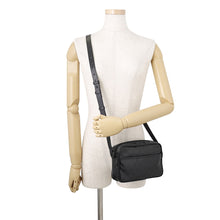 Load image into Gallery viewer, GUCCI GG Crystal Black760342 Leather
