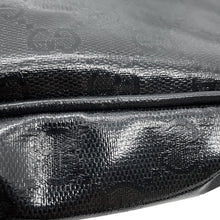 Load image into Gallery viewer, GUCCI GG Crystal Black760342 Leather
