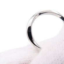 Load image into Gallery viewer, GRAFF Spiral Band Ring Size Approximately 8thRGR600 18K White Gold
