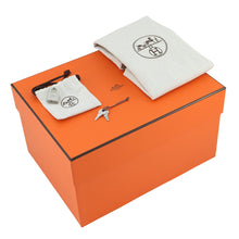 Load image into Gallery viewer, HERMES Picotin Lock Rose Sakura Taurillon Clemence Size PM
