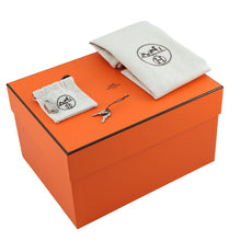 Load image into Gallery viewer, HERMES Picotin Lock Black Taurillon Clemence Size PM
