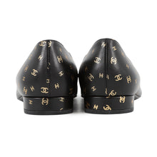 Load image into Gallery viewer, CHANEL Ballerina Flat Pumps Black/GoldG45127 Lambskin Patent Leather Size 37 1/2
