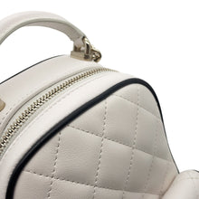 将图像加载到图库查看器中，CHANEL Matelasse Chain Backpack White/BlackAP4514 Lambskin
